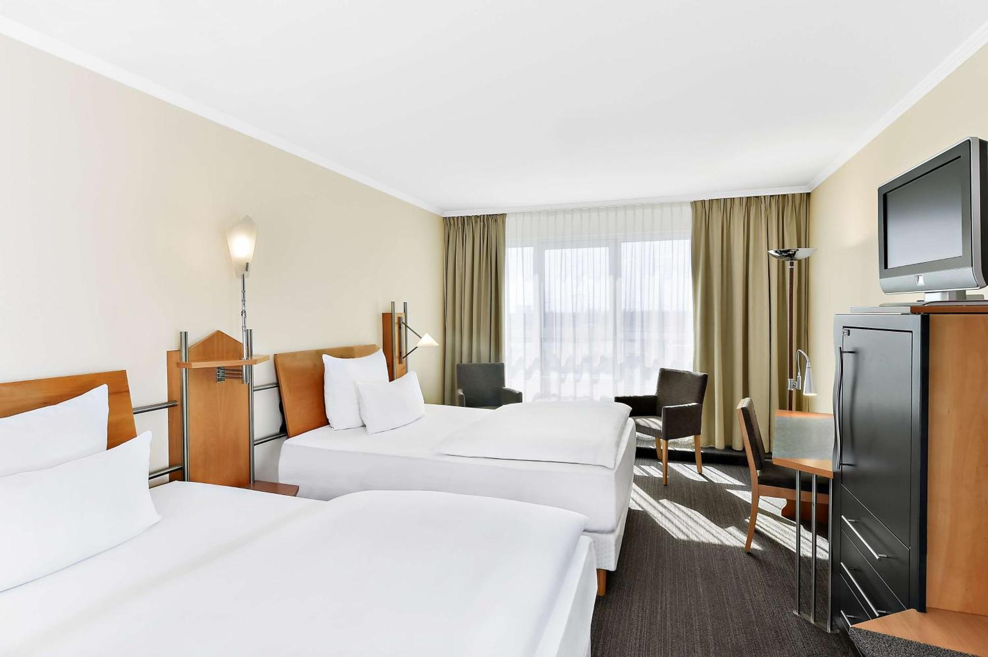 Nh Mannheim Viernheim Hotel Exterior photo